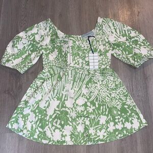 Tuckernuck green structured top